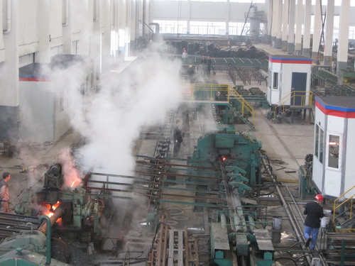 天水无缝钢管厂家生产车间