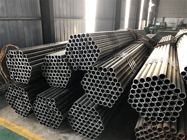天水小口径厚壁无缝钢管