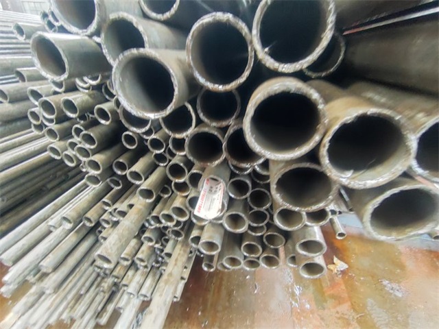 天水大口径精密无缝钢管