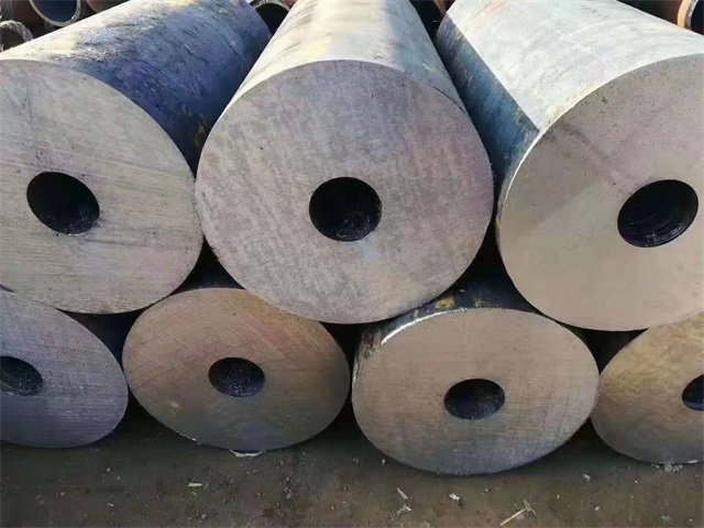 天水35crmo厚壁无缝钢管