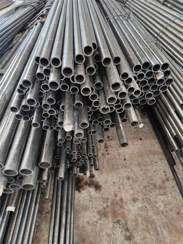 天水精密光亮无缝钢管厂